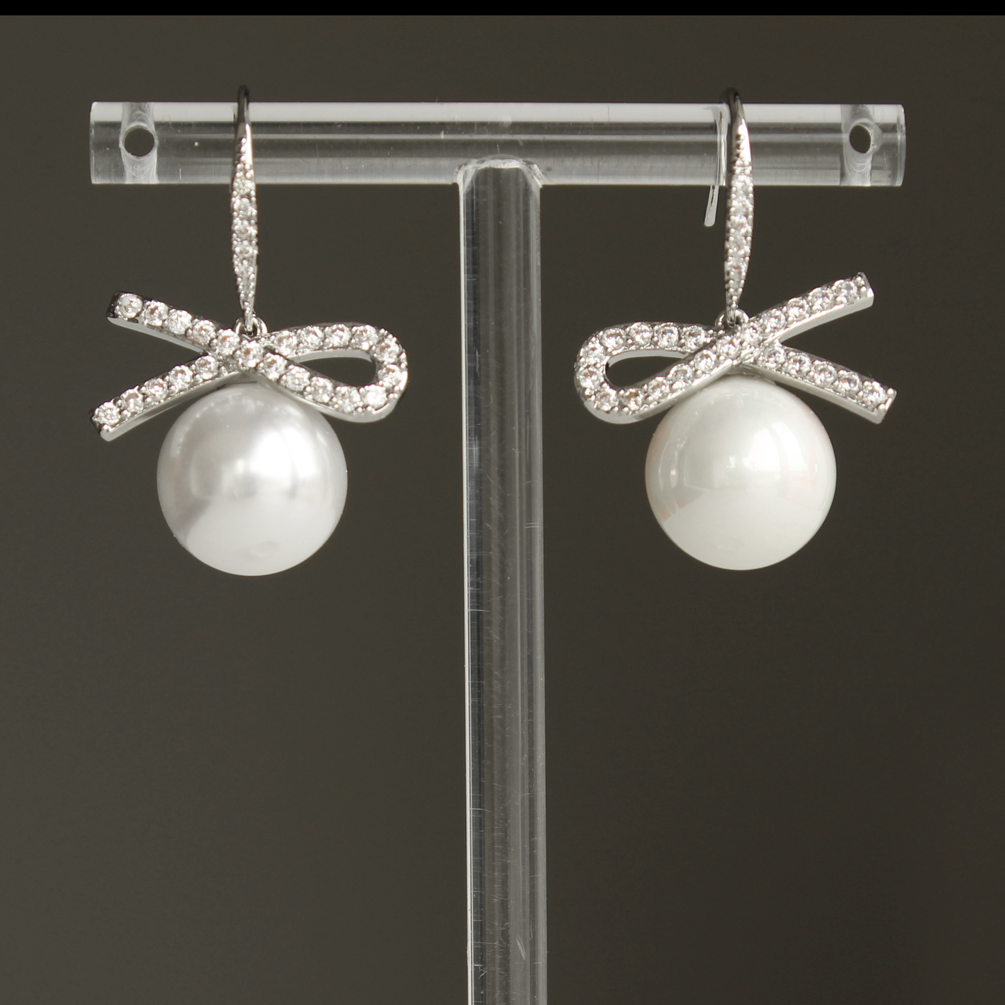 Pearl and crystals