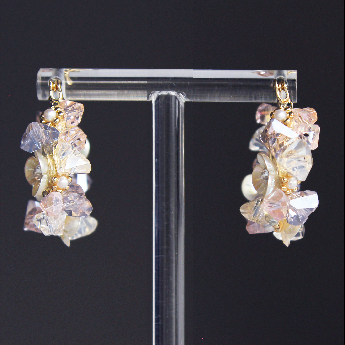 Crystals and pearl flowers