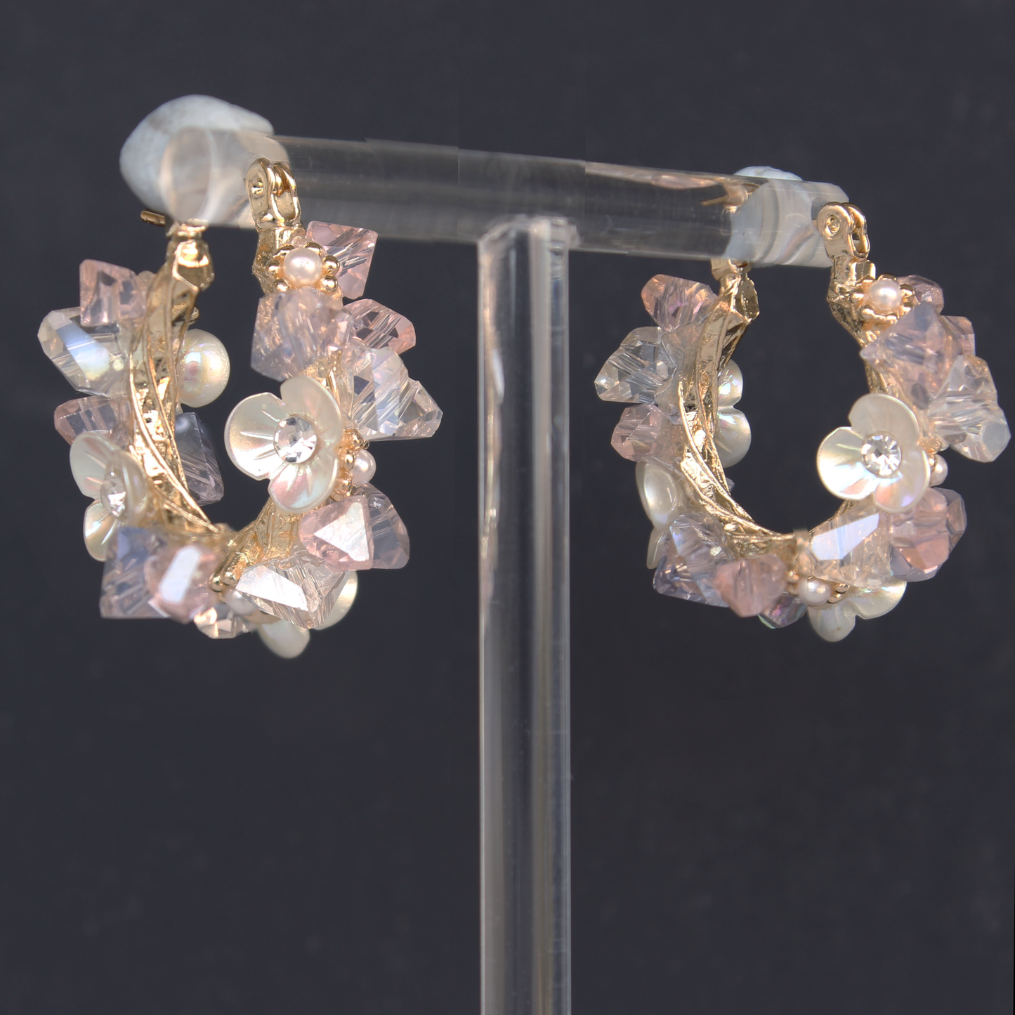 Crystals and pearl flowers
