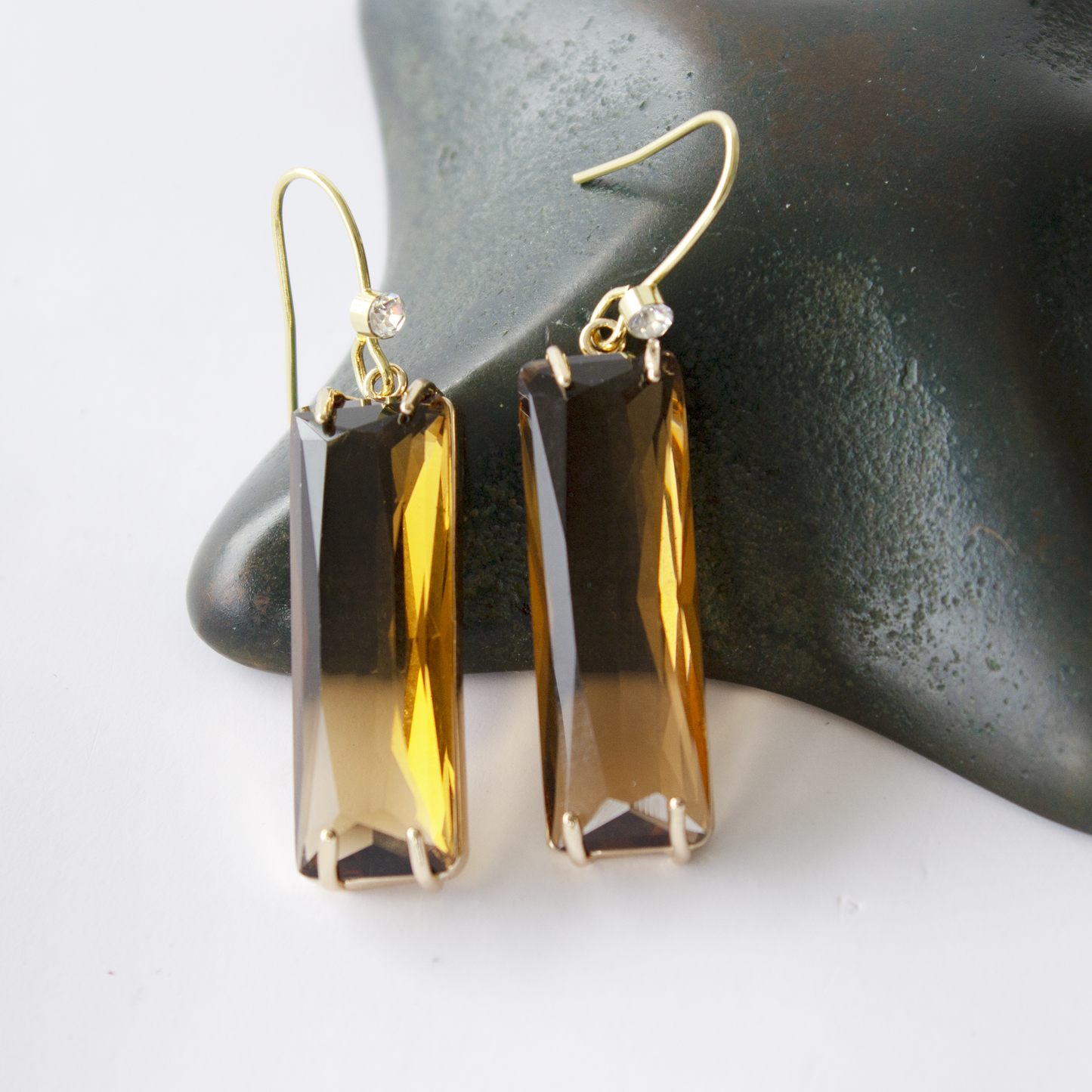 Oblong crystal earrings-Five colours