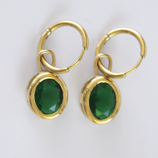 Green oval cubic zirconia